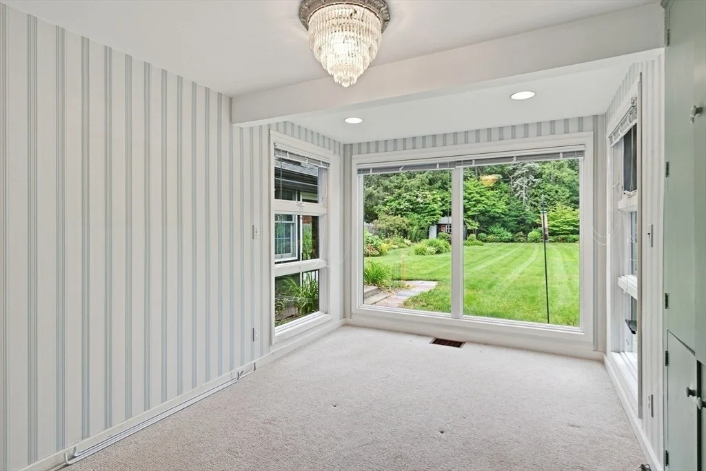 Photo of 47 Fenway Dr