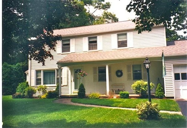 Photo of 58 Robin Rd