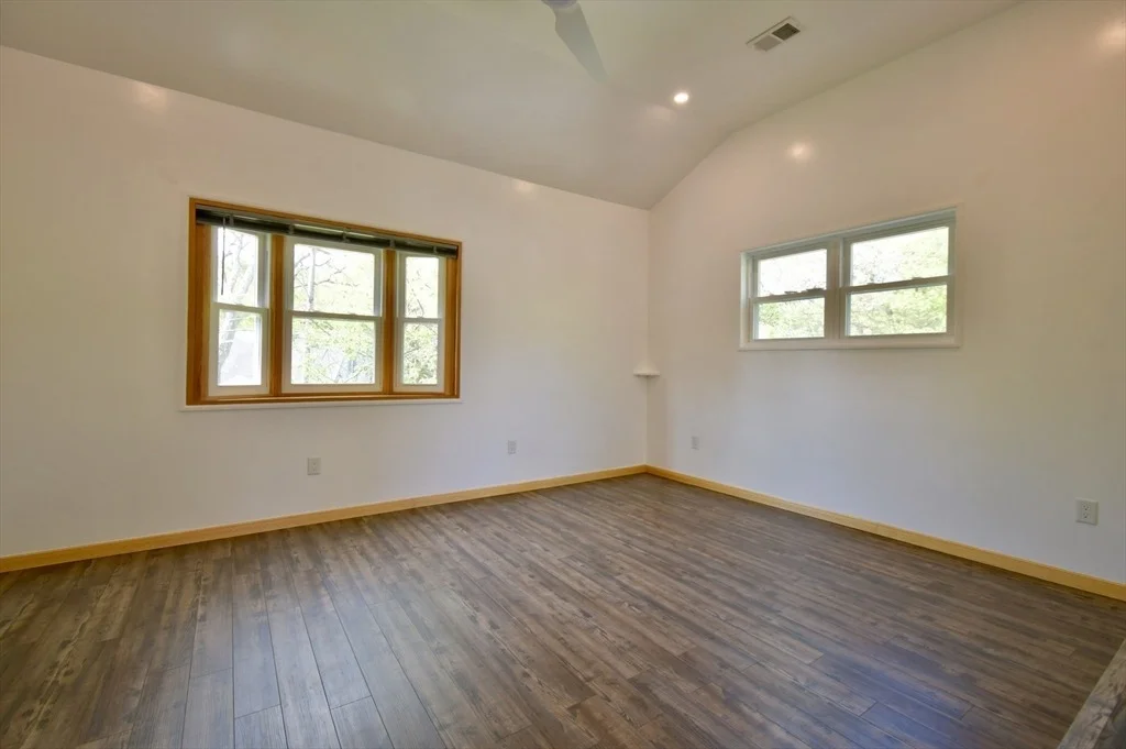 Photo of 160 Austin St