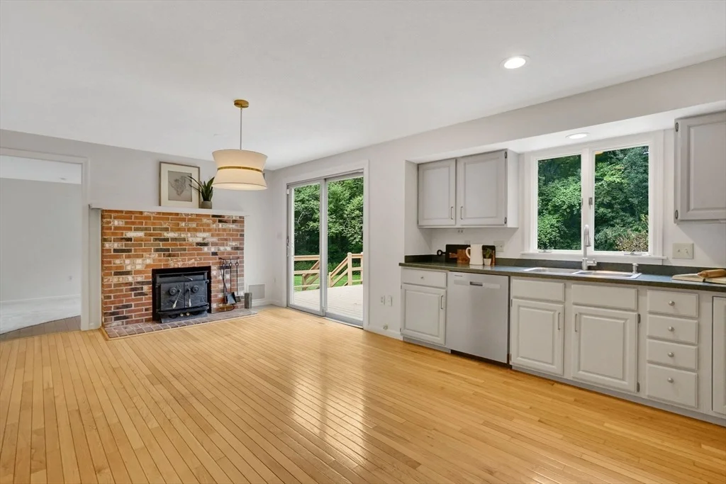 Photo of 4 Highmoor Dr