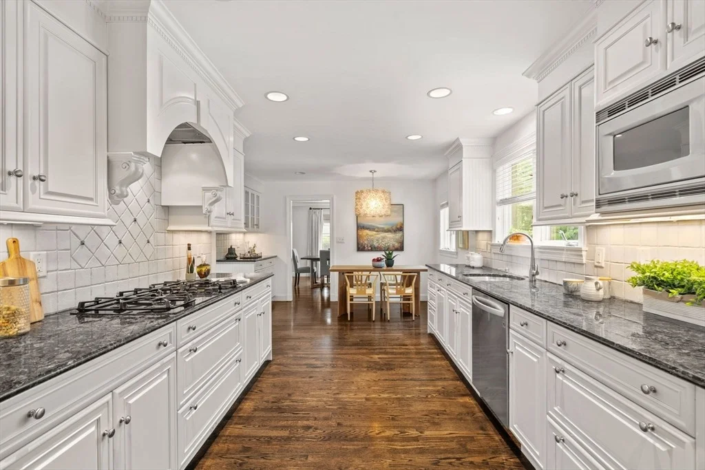 Photo of 142 Beverly Rd.