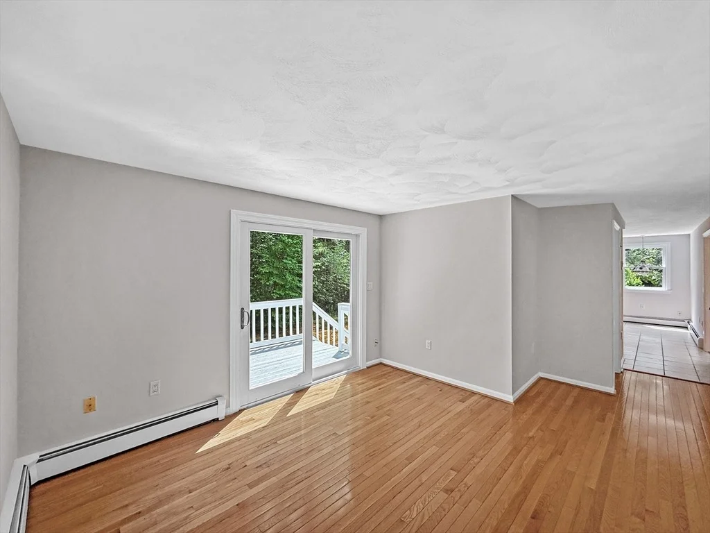 Photo of 21 Burnside Ln