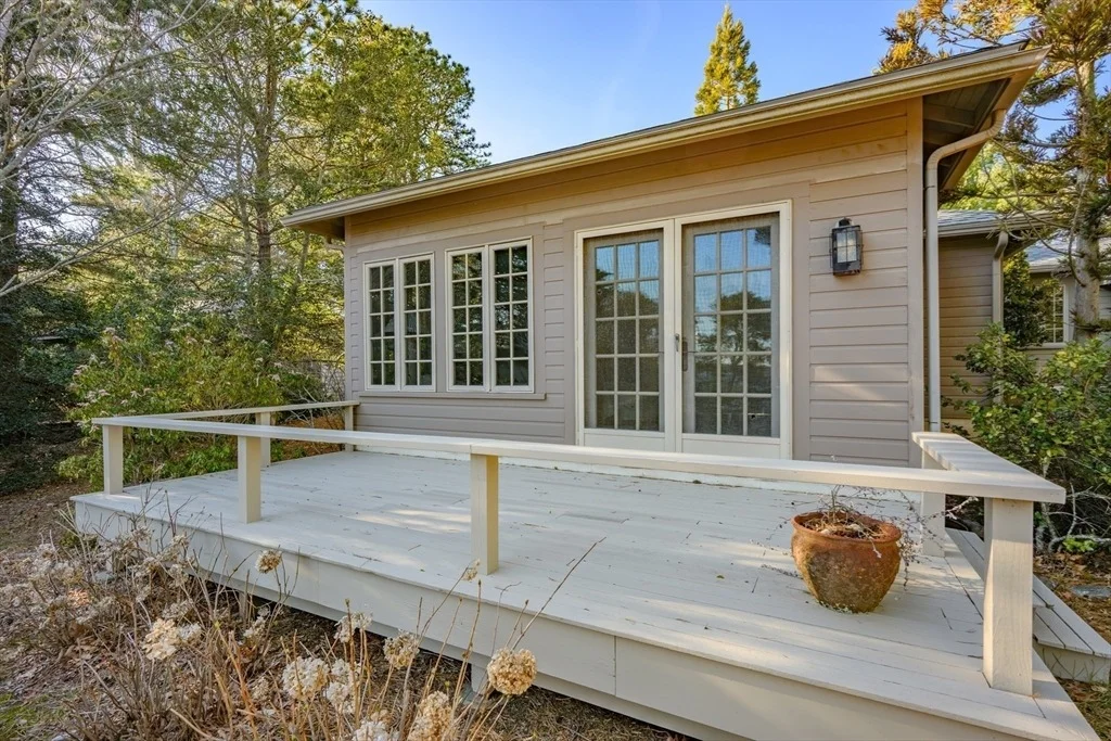 Photo of 74 Lakeview Dr