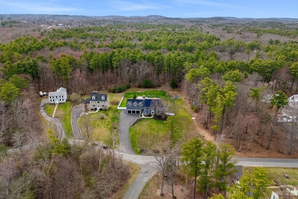 Photo of 6 Palis Dr