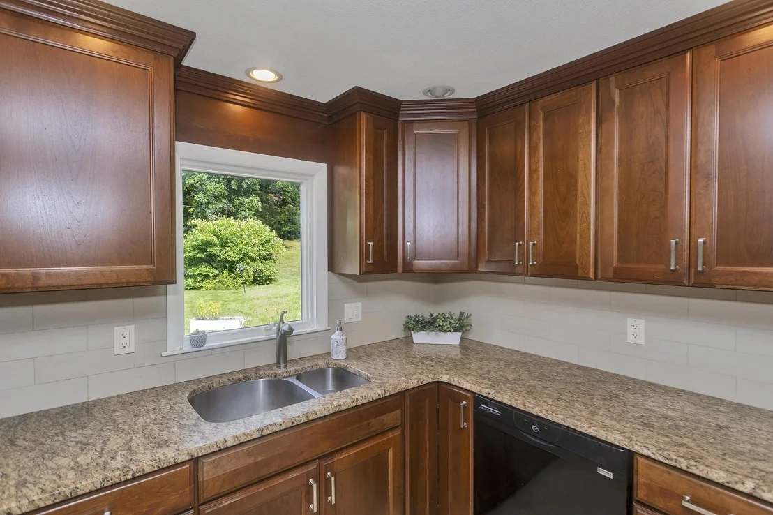 Photo of 14 Echo Valley Dr