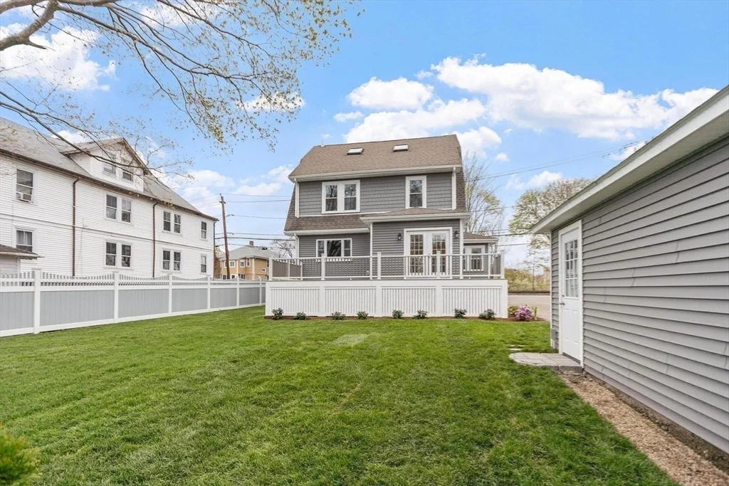 Photo of 329 Warren