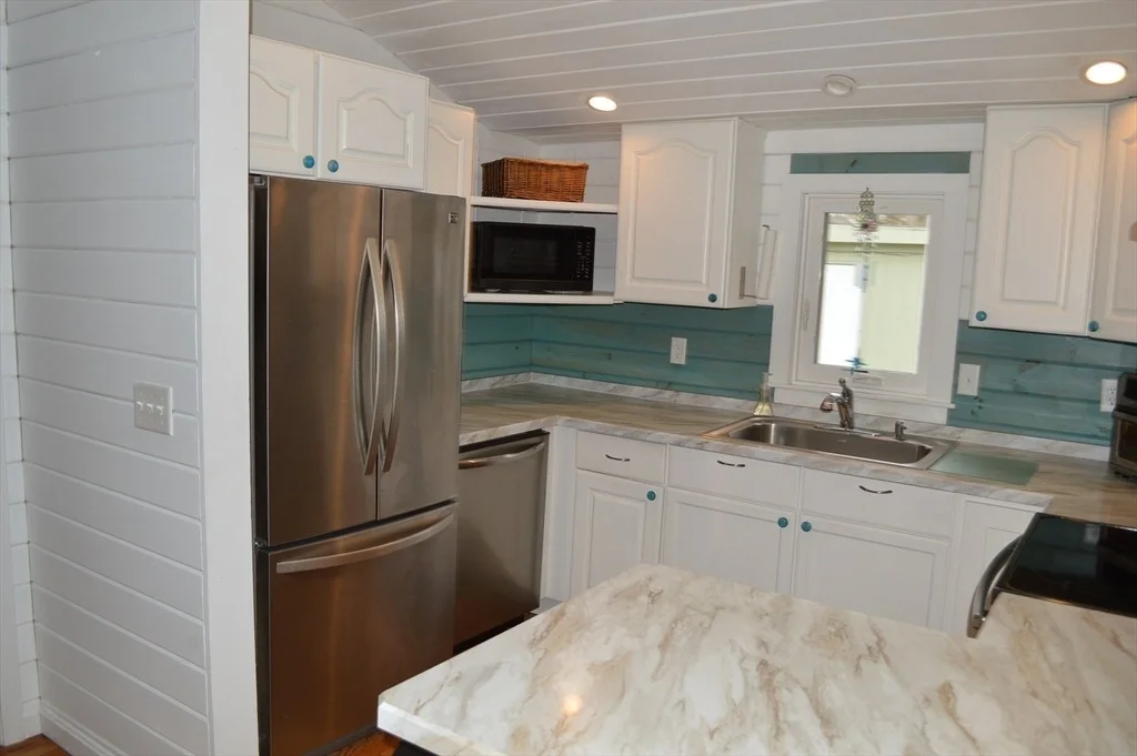 Photo of 17 Bungalow Ln