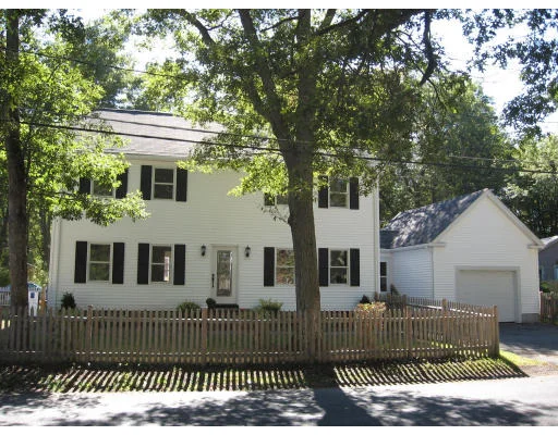 Photo of 451 Old Post Rd