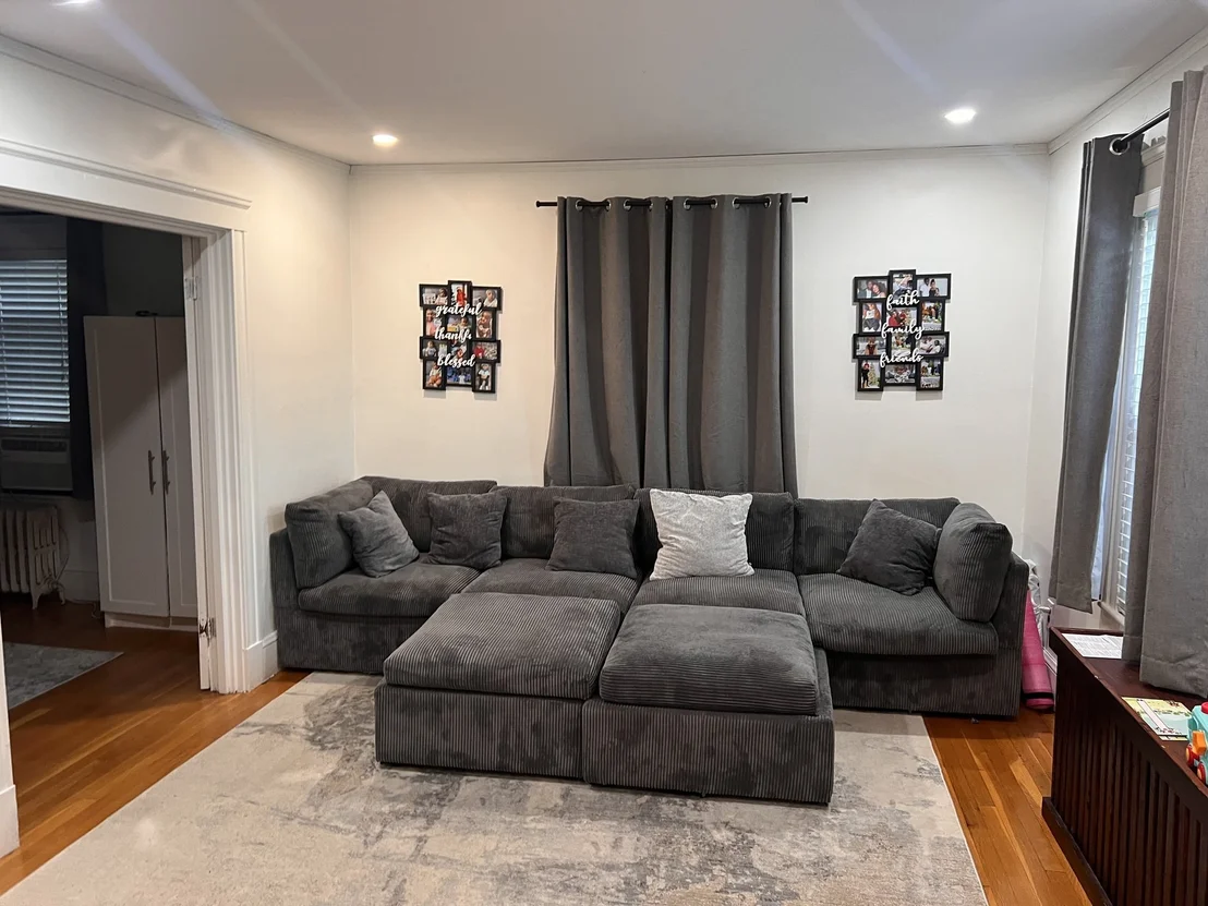 Photo of 21 Commonweath Ave