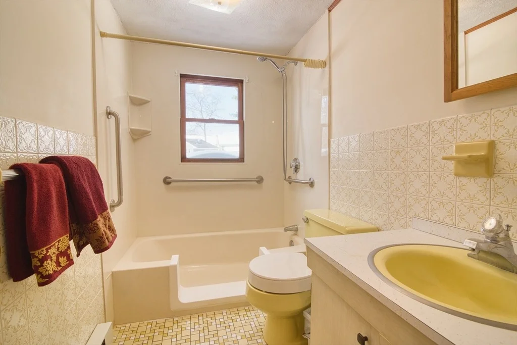 Photo of 41 Taylor Rd