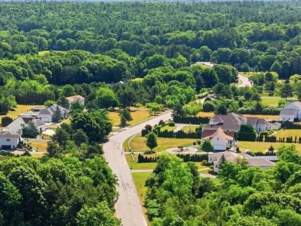 Photo of 12 Alexandra Dr