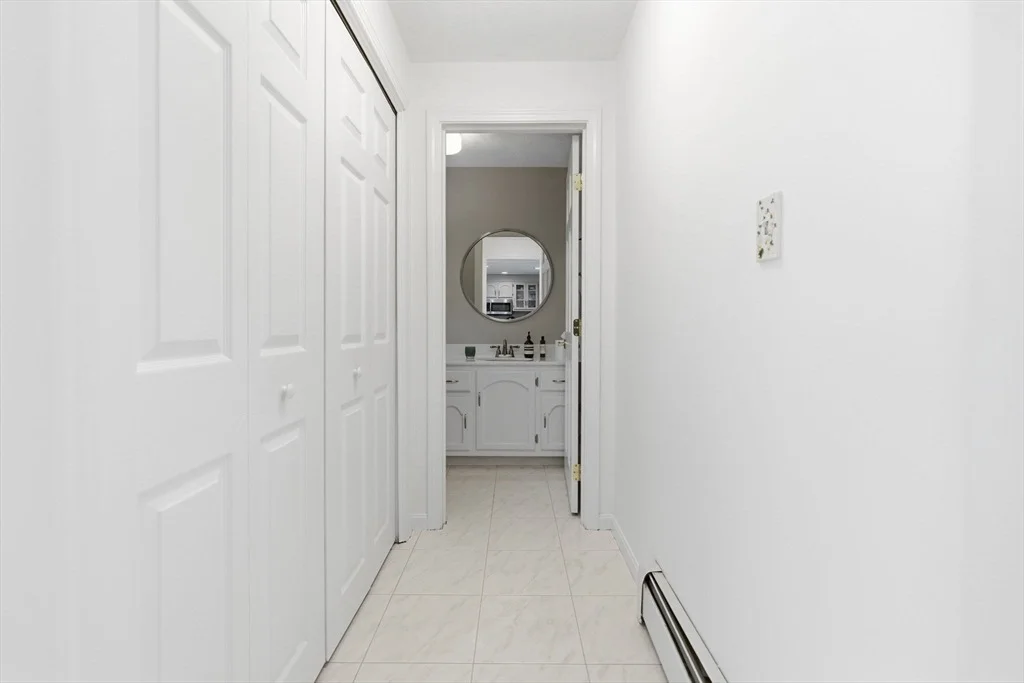 Photo of 25 Towpath Dr