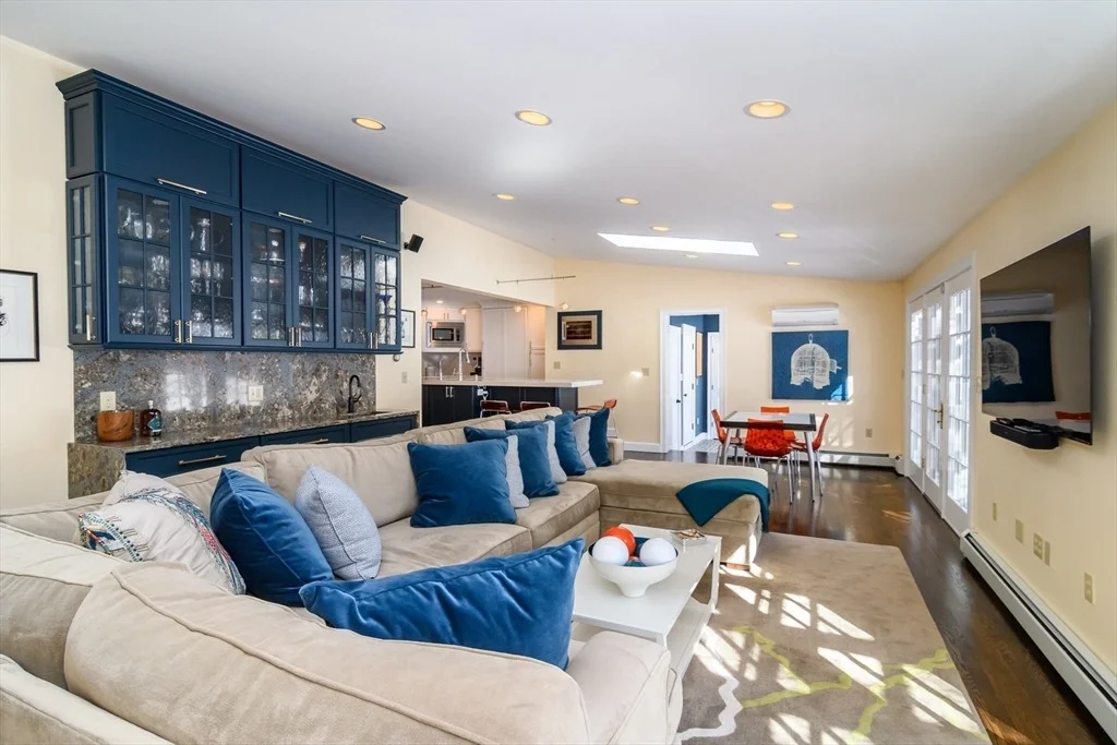 Photo of 81 Audubon Road