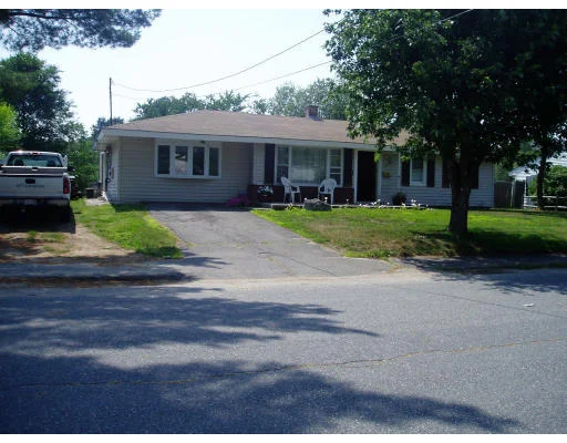 Photo of 39 Ruthellen Rd