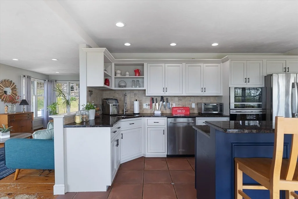 Photo of 152 Mountain Rd