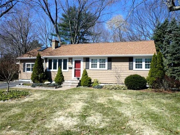 Photo of 233 Edgewater Drive