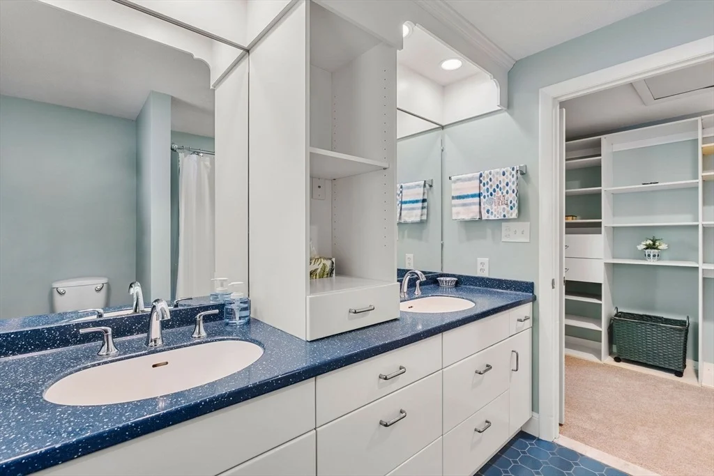 Photo of 12 Howard Rd