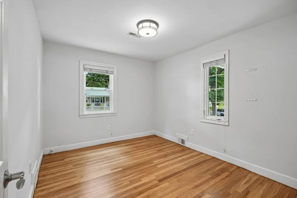 Photo of 45 Adanac Rd