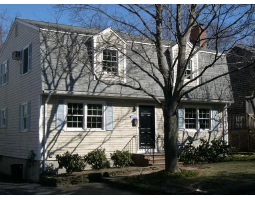 Photo of 61 Maverick St