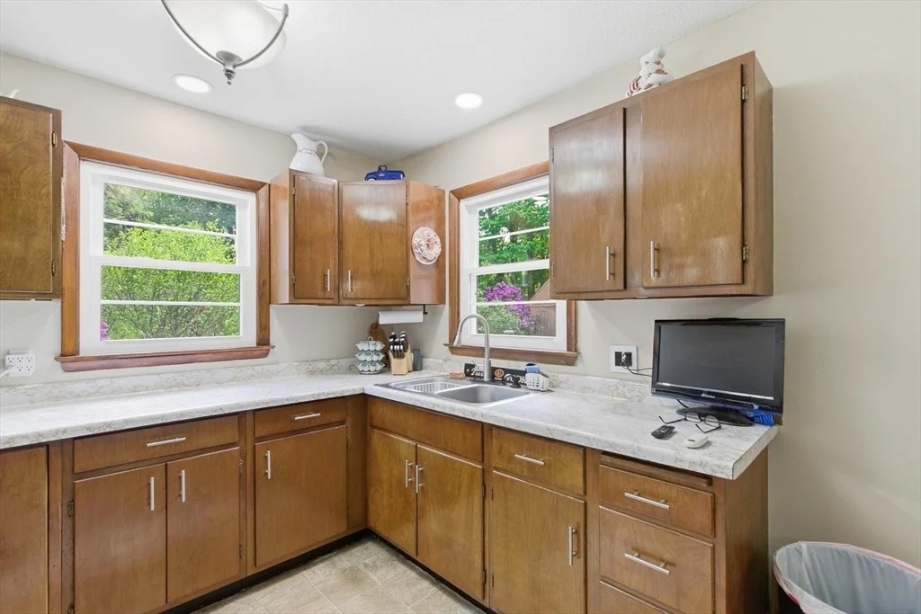 Photo of 152 Lake St