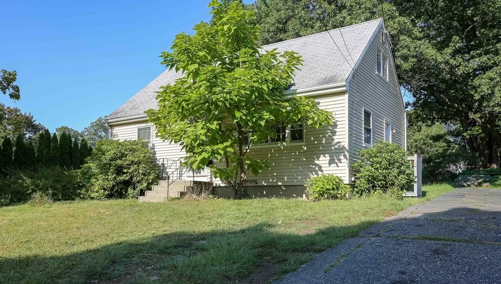 Photo of 4 Stratton Dr