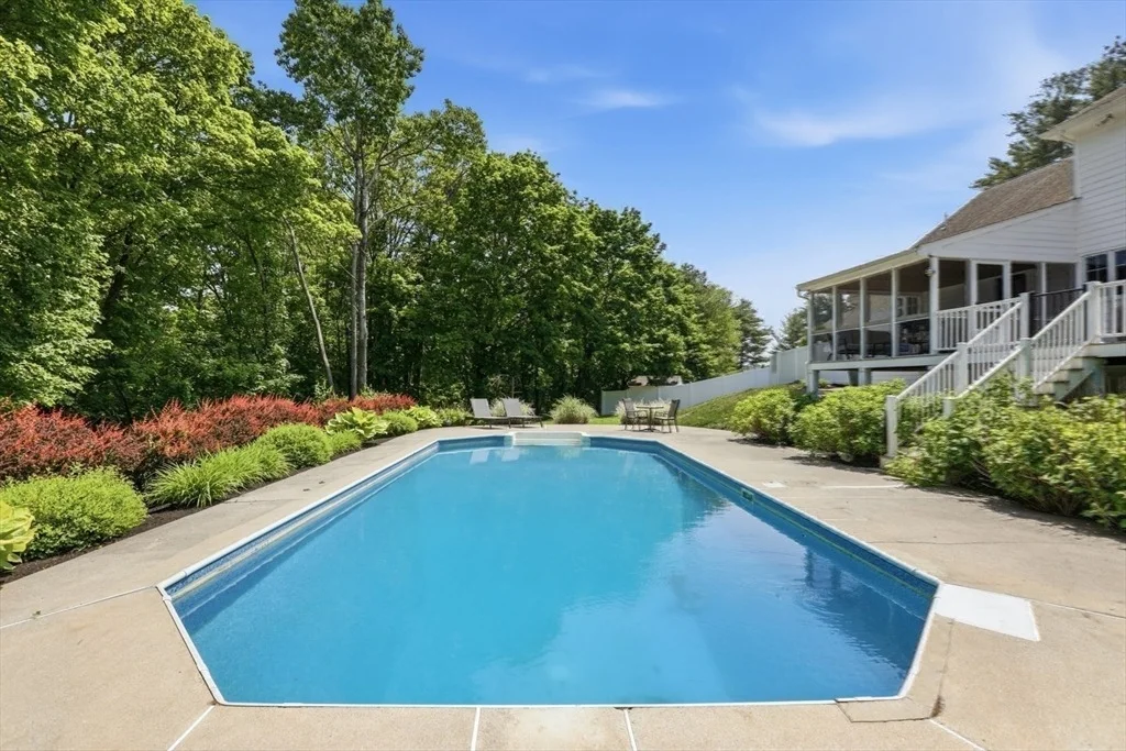 Photo of 39 Smithshire Estates