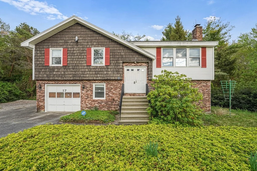 Photo of 17 Wood Ln