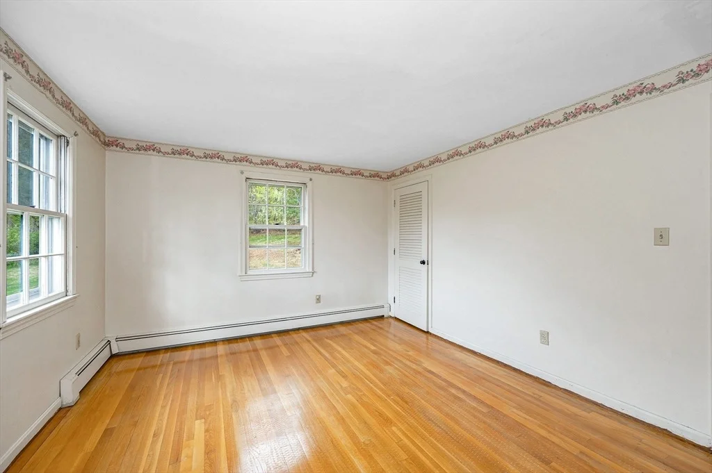 Photo of 104 Meadowview Road