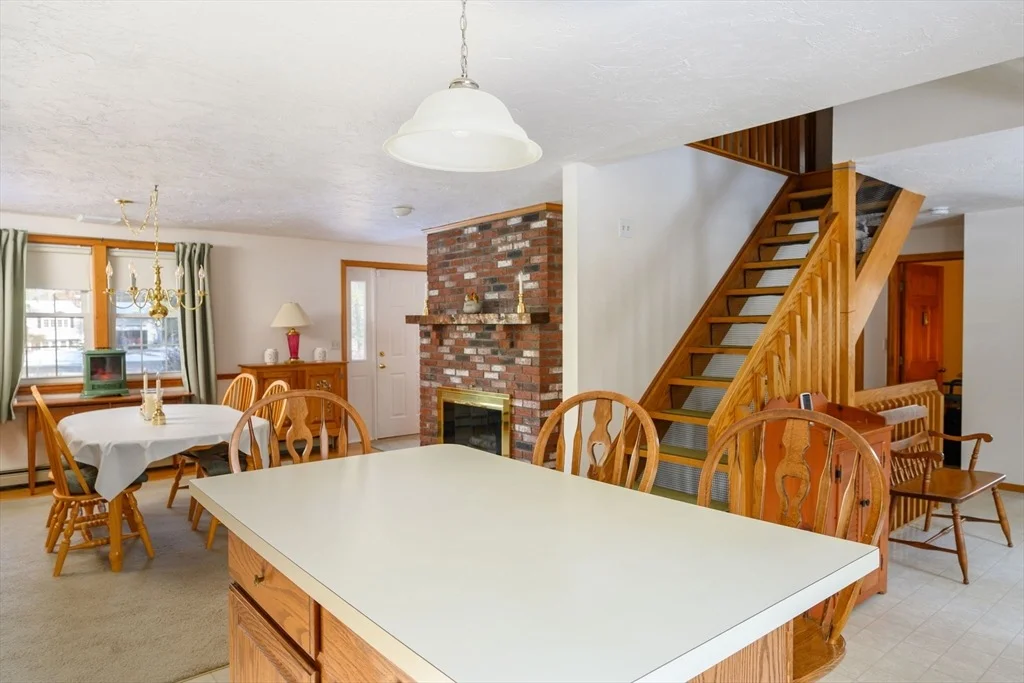 Photo of 179 Meadowbrook Rd