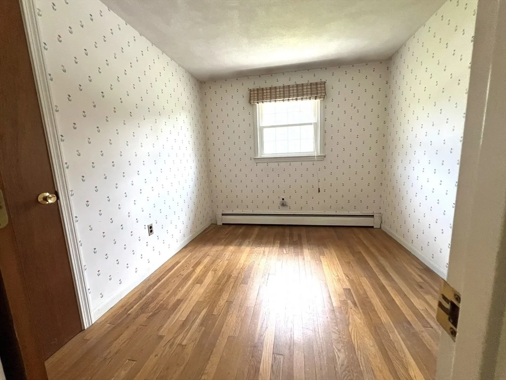 Photo of 31 Dix Rd Ext
