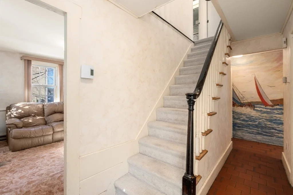 Photo of 122 Forest St