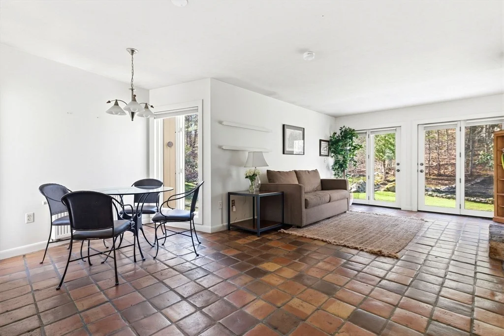 Photo of 40 Kennel Hill Drive
