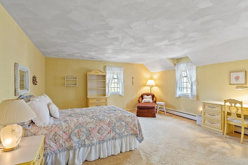 Photo of 16 Stonehill Rd