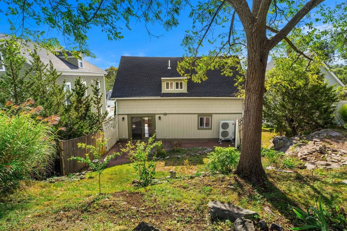 Photo of 17 Cottage Street