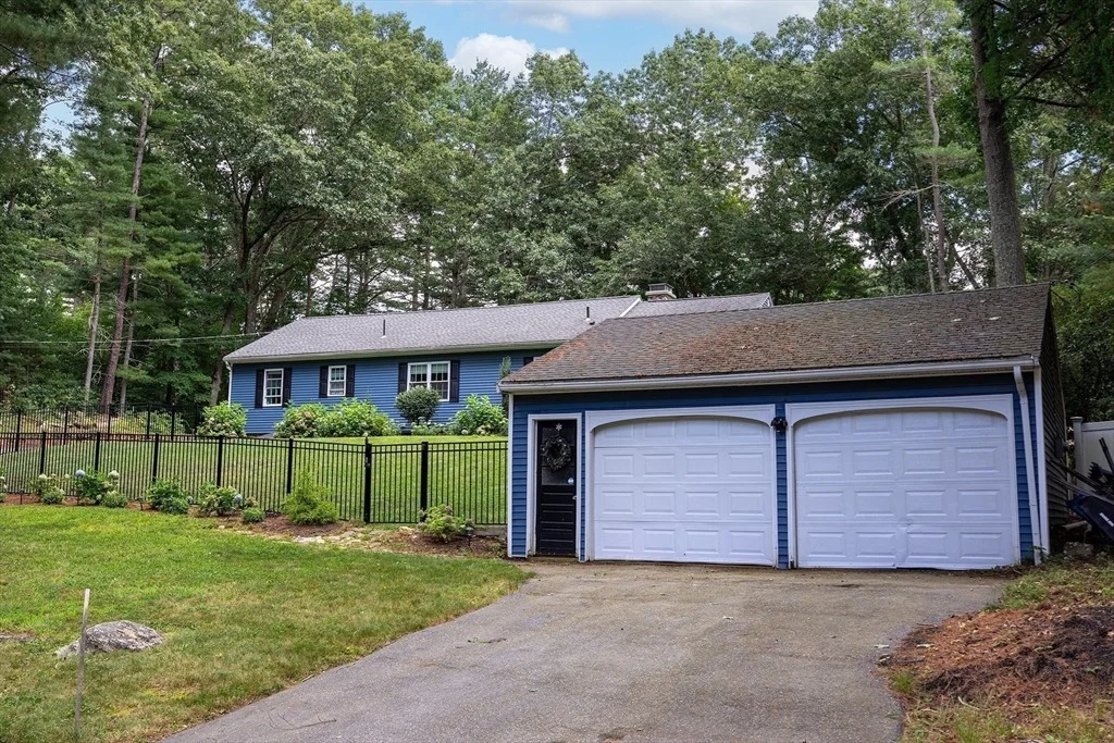 Photo of 17 Gardner Ave