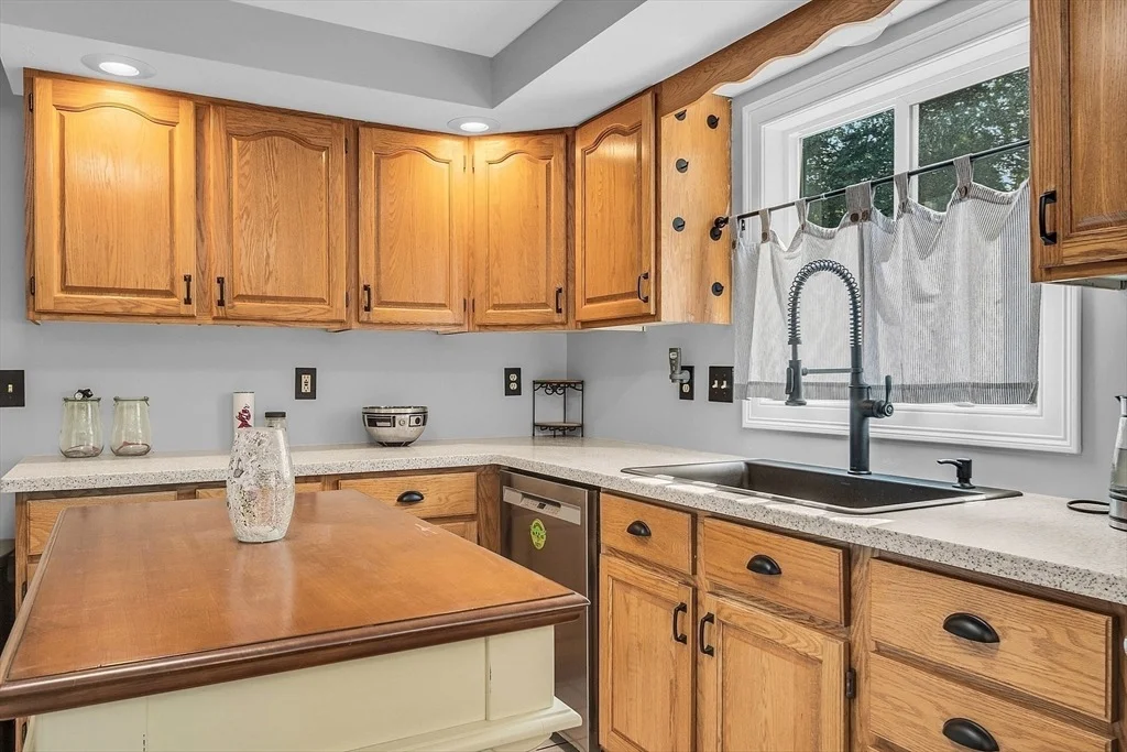 Photo of 178 Warren Rd
