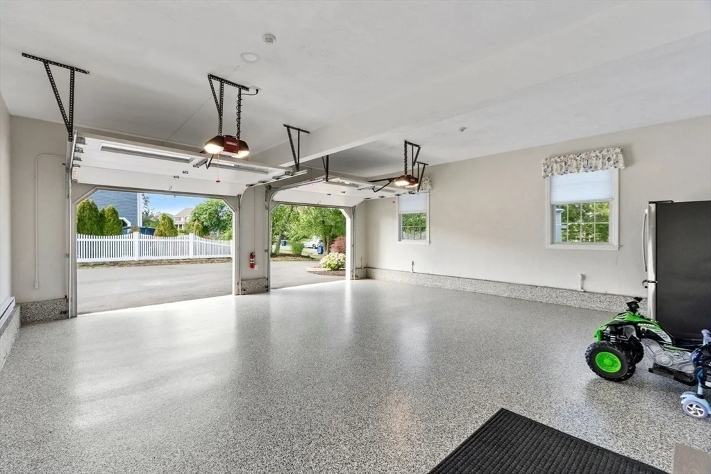 Photo of 14 Lakeview Ave