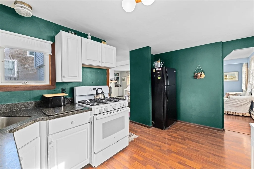 Photo of 151 Glades Rd
