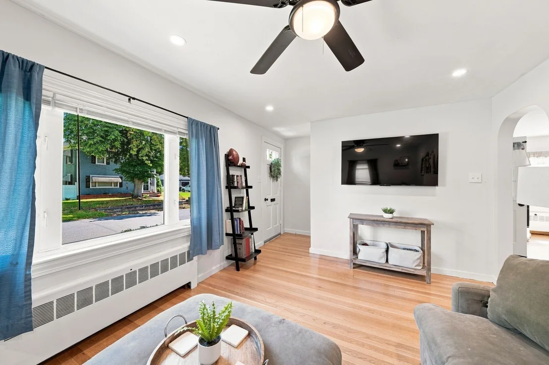 Photo of 46 Lupine Rd