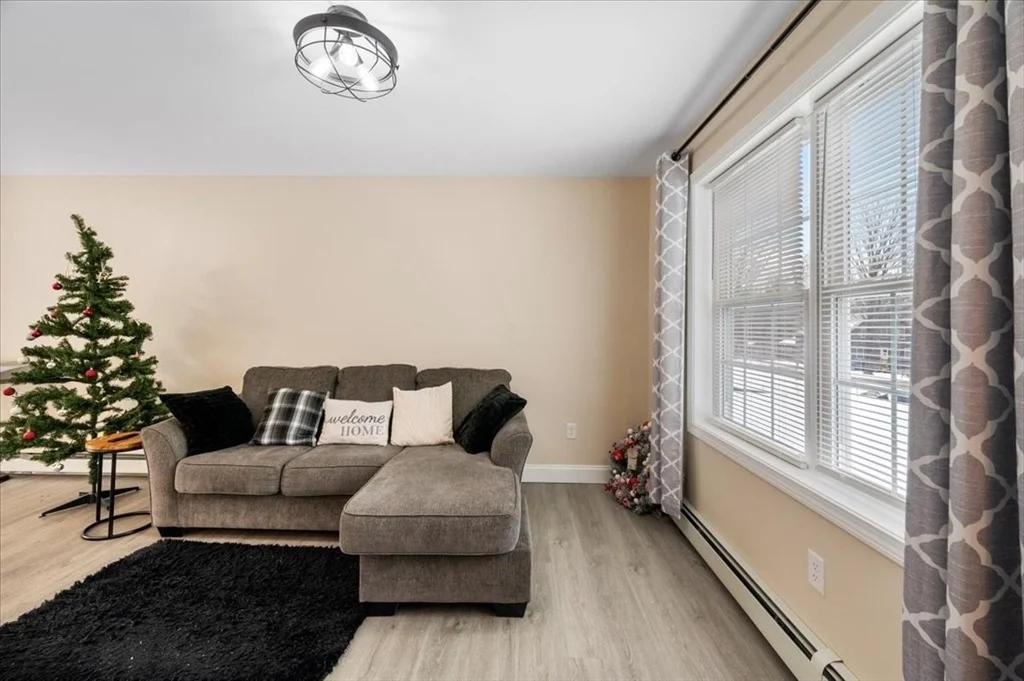 Photo of 28 Murray Rd