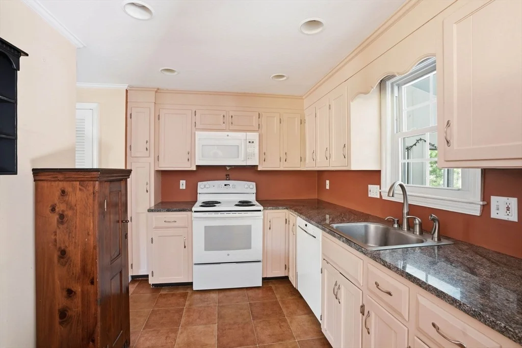 Photo of 70 Elm St