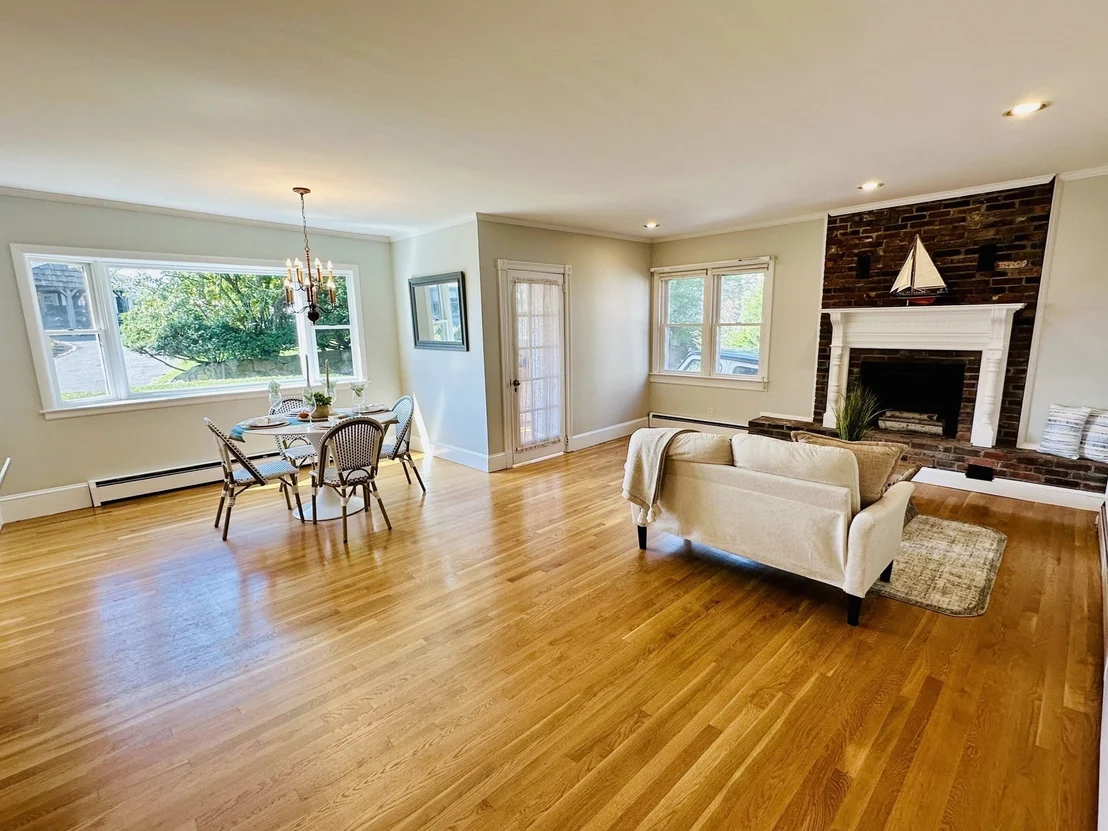 Photo of 174 Willow Rd