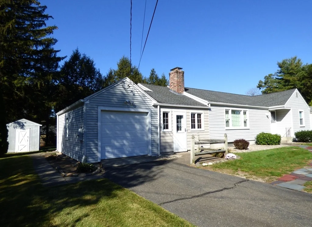 Photo of 96 Winding Ln