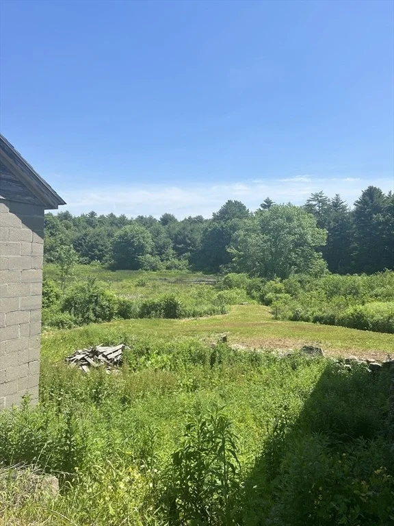 Photo of 19 Greenwich Plains Rd