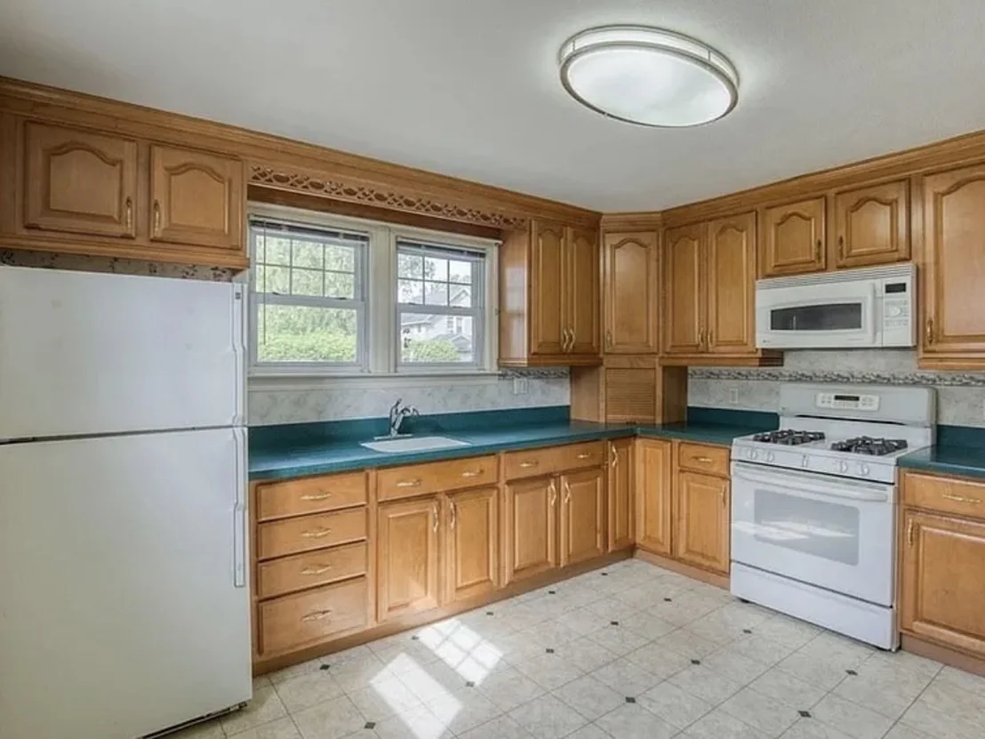 Photo of 223 East St