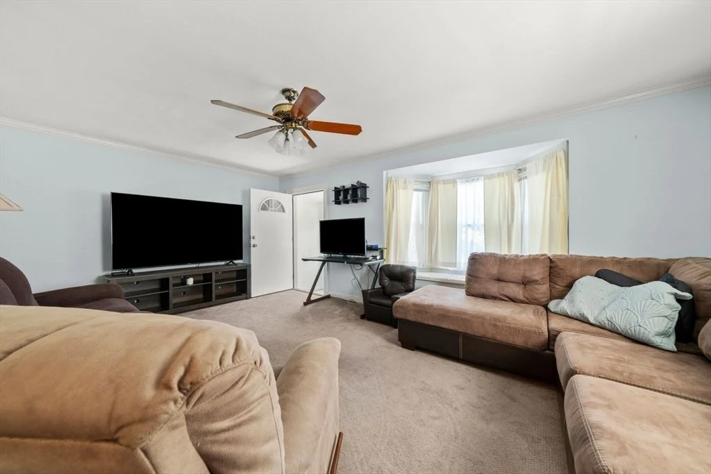 Photo of 434 Eldridge St.