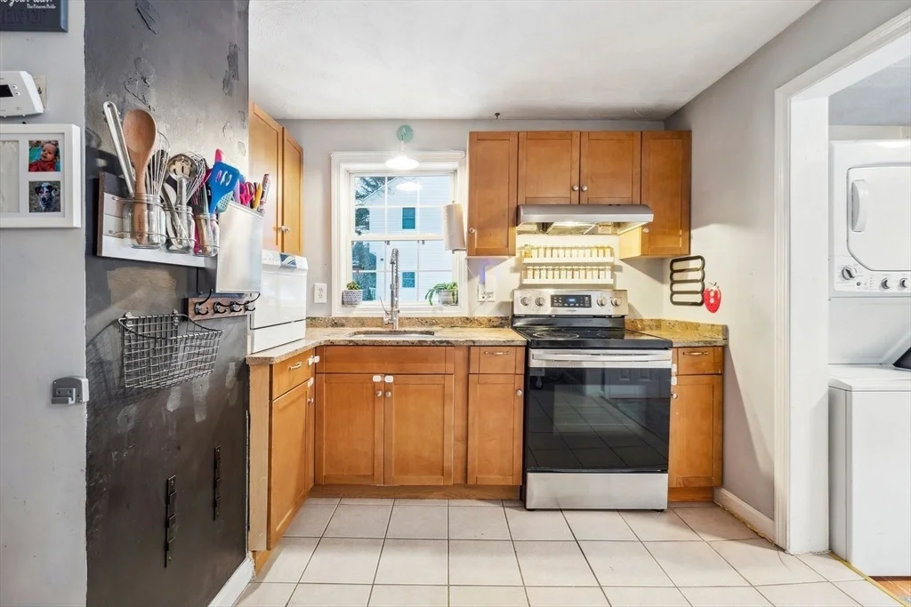 Photo of 8 Caesar Pl