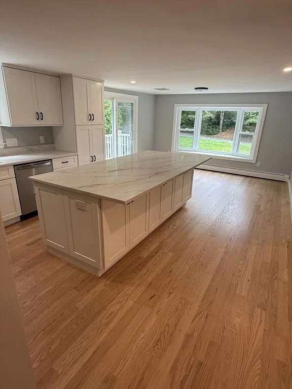 Photo of 329 Woodside Rd