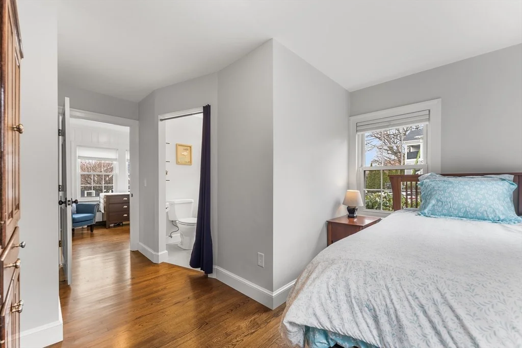 Photo of 535 Great Plain Ave