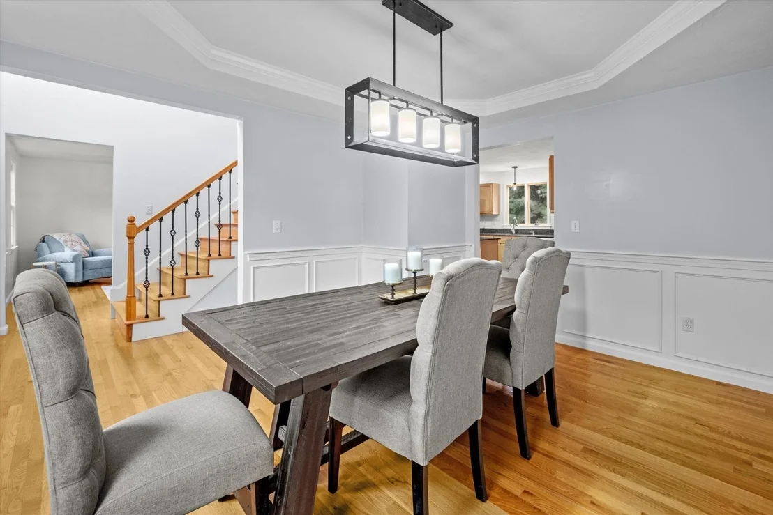 Photo of 38 Bellows Cir